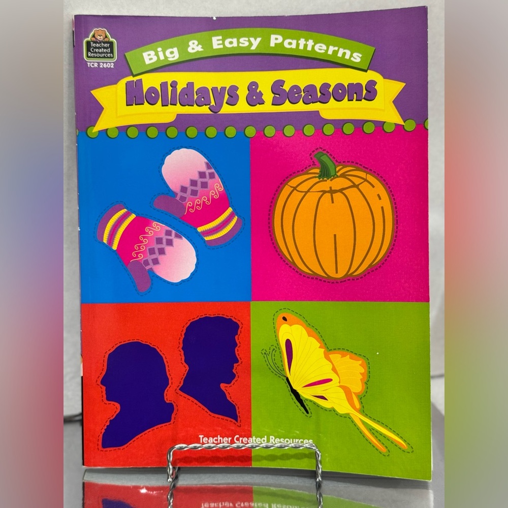 Teacher Created Resources Holidays & Seasons Book (2000) 224 pages